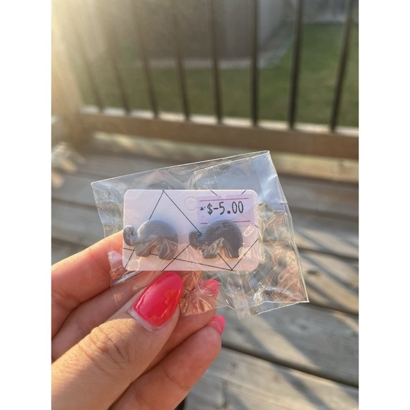 *Get the bundle for your buyer’s Christmas gifts *Stud Earrings lot 21 Pairs - Picture 9 of 16